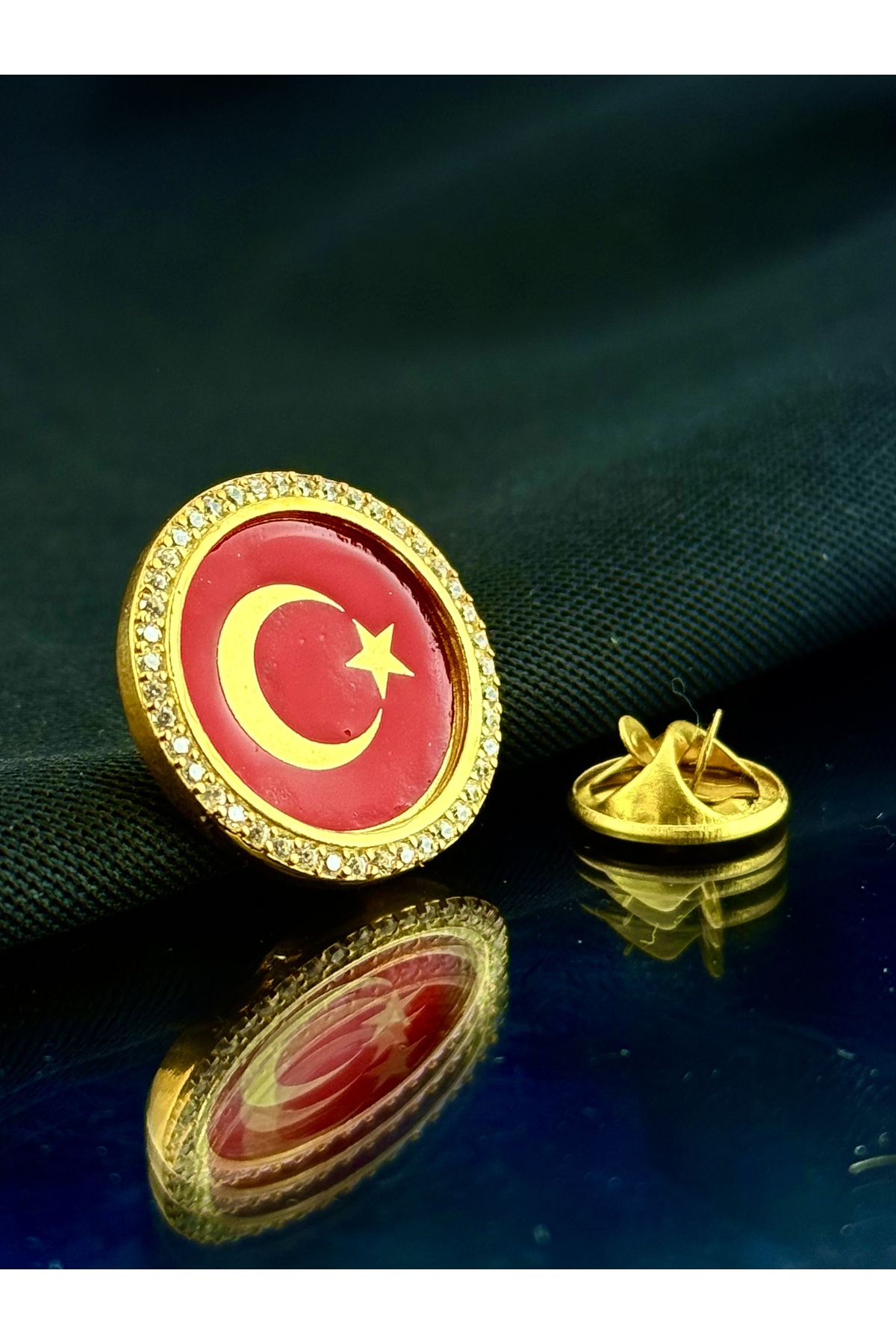 Taşlı Bayrak 925 Ayar Gümüş Yaka Rozeti Taşlı Bayrak 925 Ayar Gümüş Yaka Rozeti