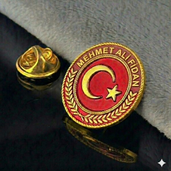 Ayyıldız Kırmızı İsimli 925 Ayar Gümüş Yaka Rozeti