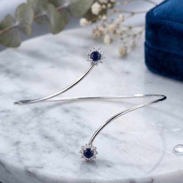 Çift Uç Safir ve Pırlanta Bileklik 0.17 Ct – 8 Ayar Altın