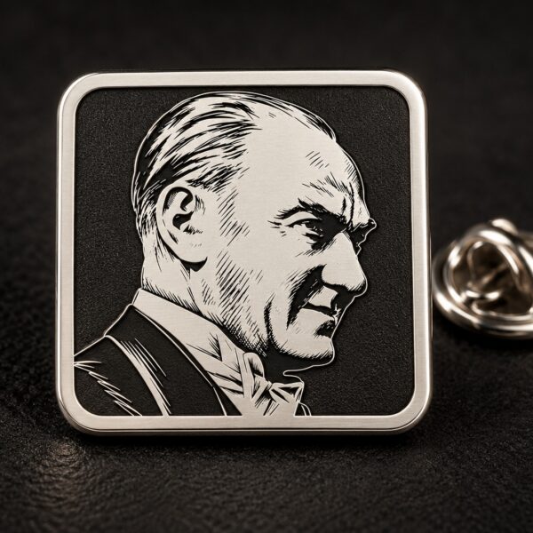 Atatürk Özel Tasarım Gümüş Kaplama Kare Yaka Rozeti